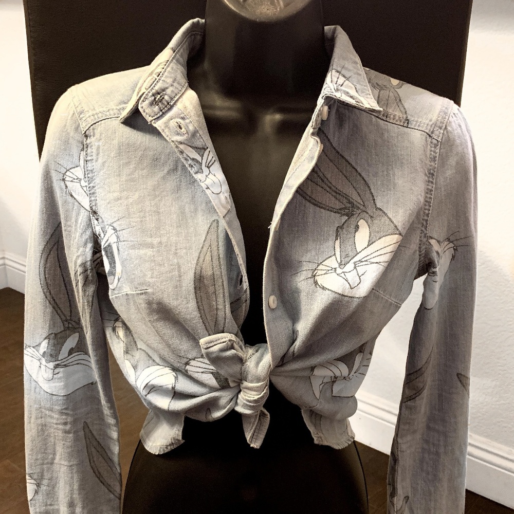 Bugs Bunny * Button Up - image 2